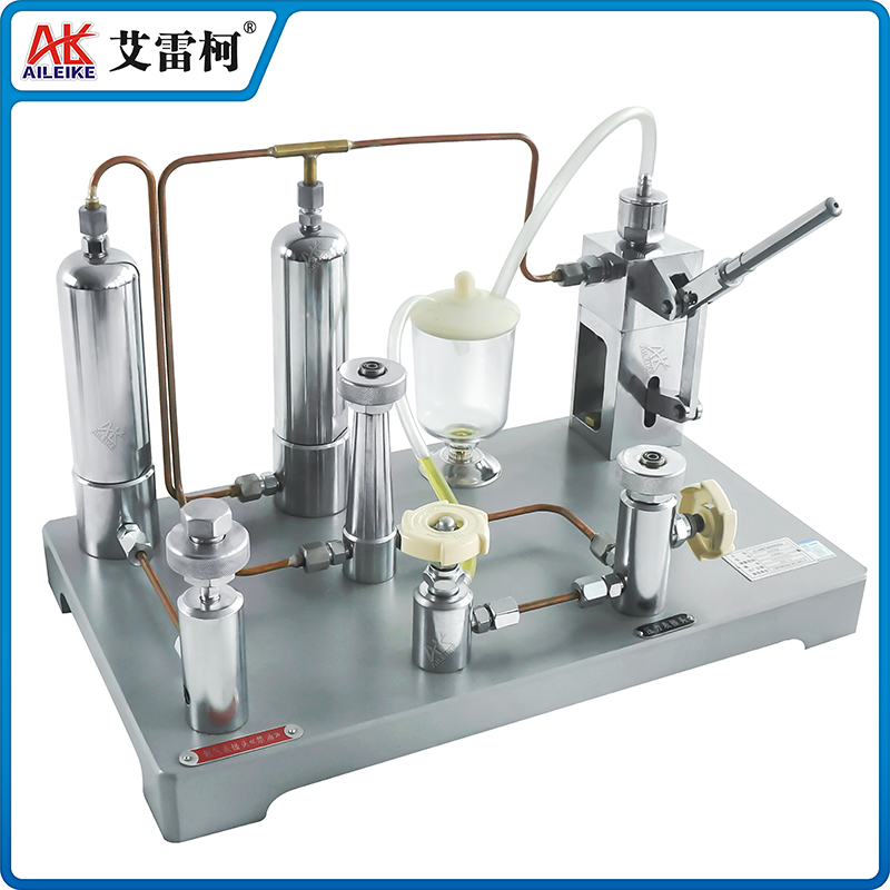 LYL-60 壓力表氧氣表兩用校驗(yàn)器  