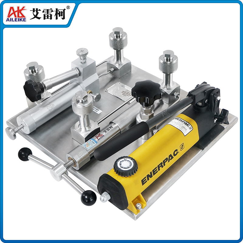 ALKT782氣液兩用校準(zhǔn)臺