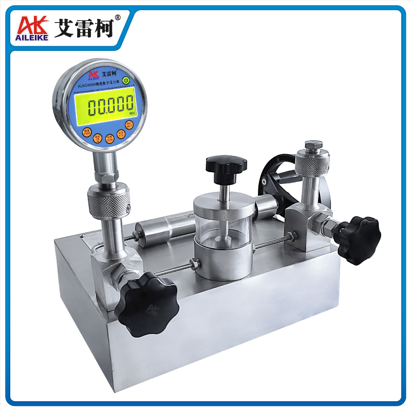  ALKT801TB 智能液壓校準臺