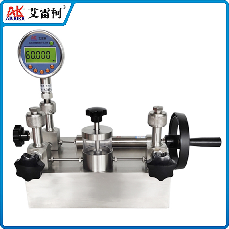  ALKT802TB 智能液壓校準(zhǔn)臺