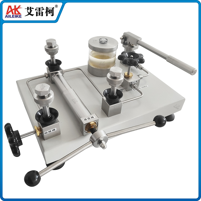 ALKT807液壓校準(zhǔn)臺