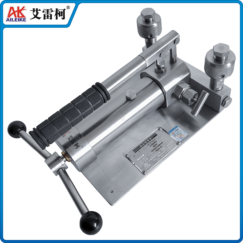 JDJYT-9900B 液壓校準臺  