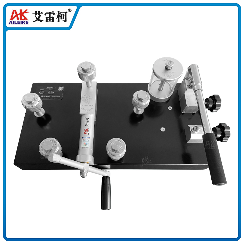 ALKT9803-5 液壓校準(zhǔn)臺