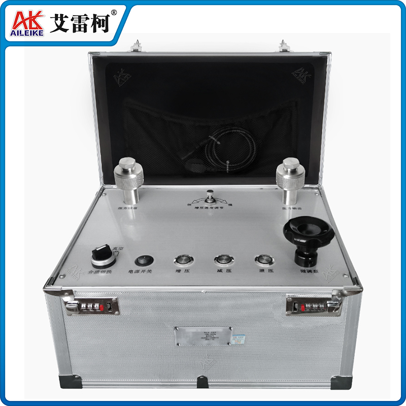 ALKD101A 箱式電動壓力校準臺